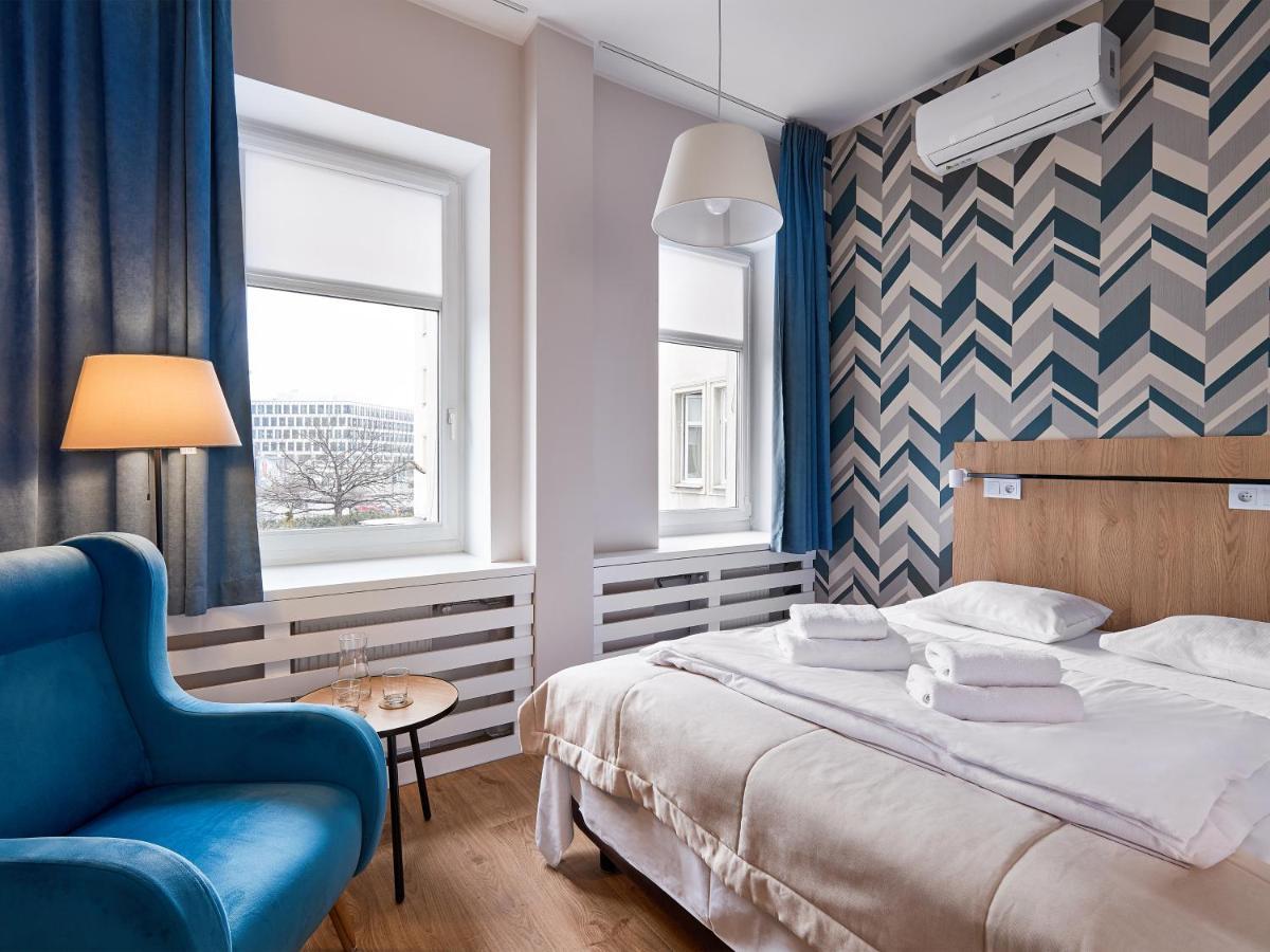 Hotel Traffic Poznan Stare Miasto Exterior photo